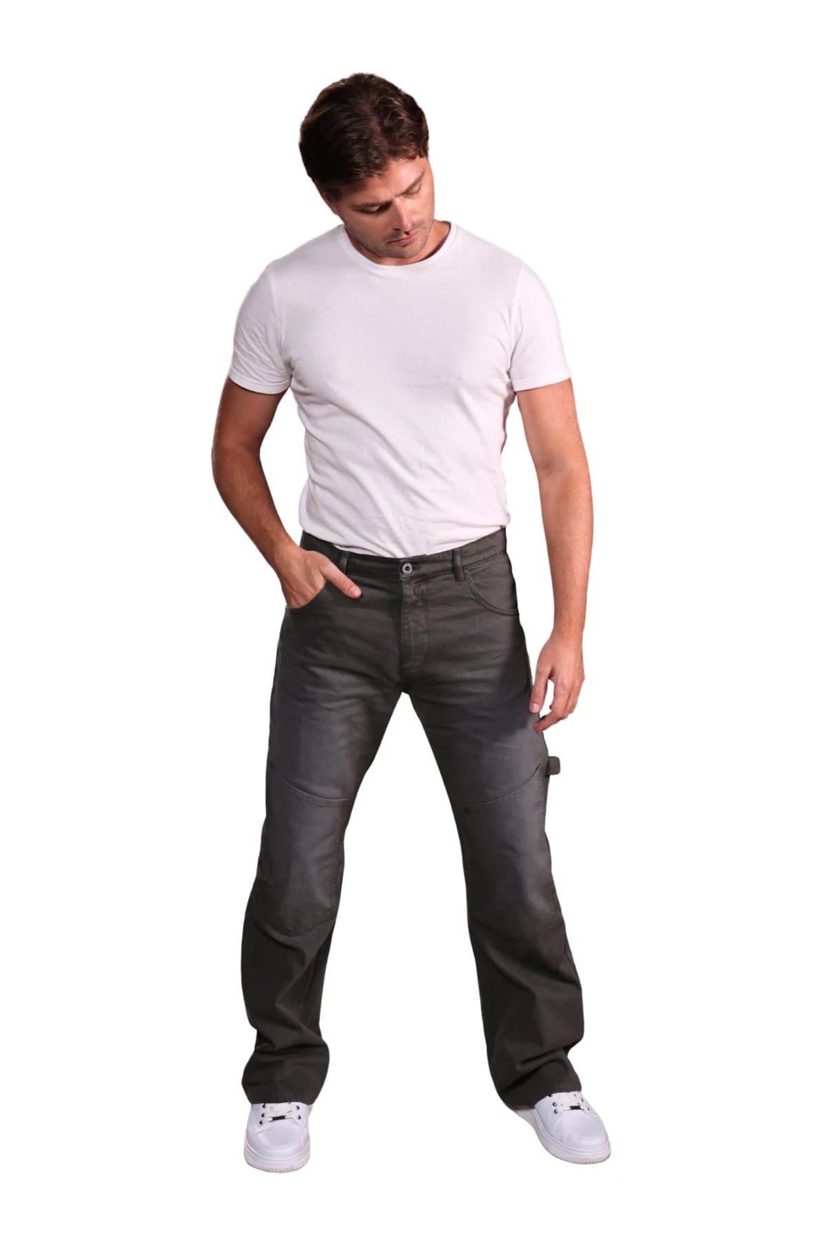 Denim Moon erkek antrasit düz paça carpenter denim pantolon, yıkamalı kumaşıyla modelde önden tam boy görünüm.